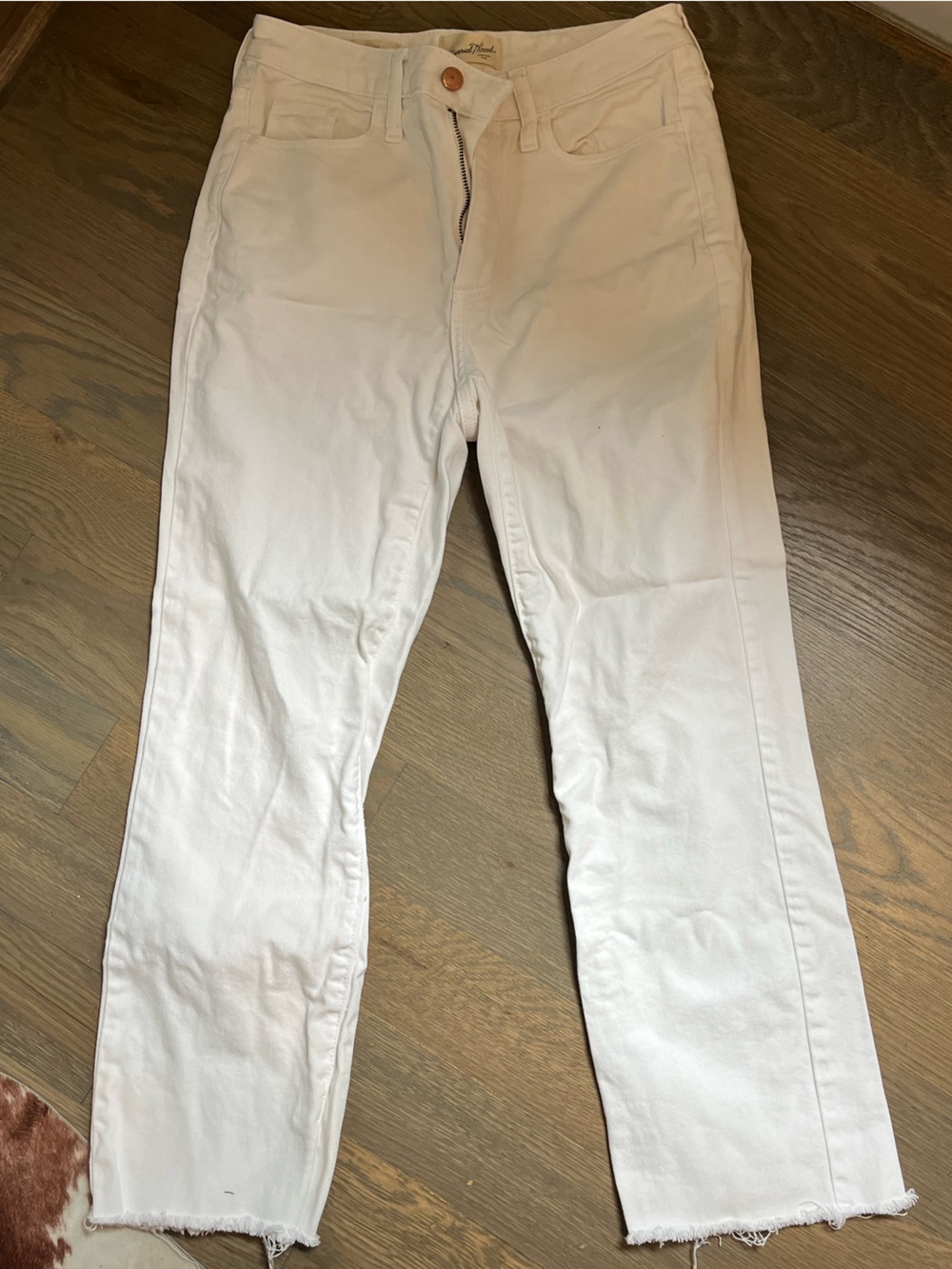 Universal Thread White Straight-Leg Jeans